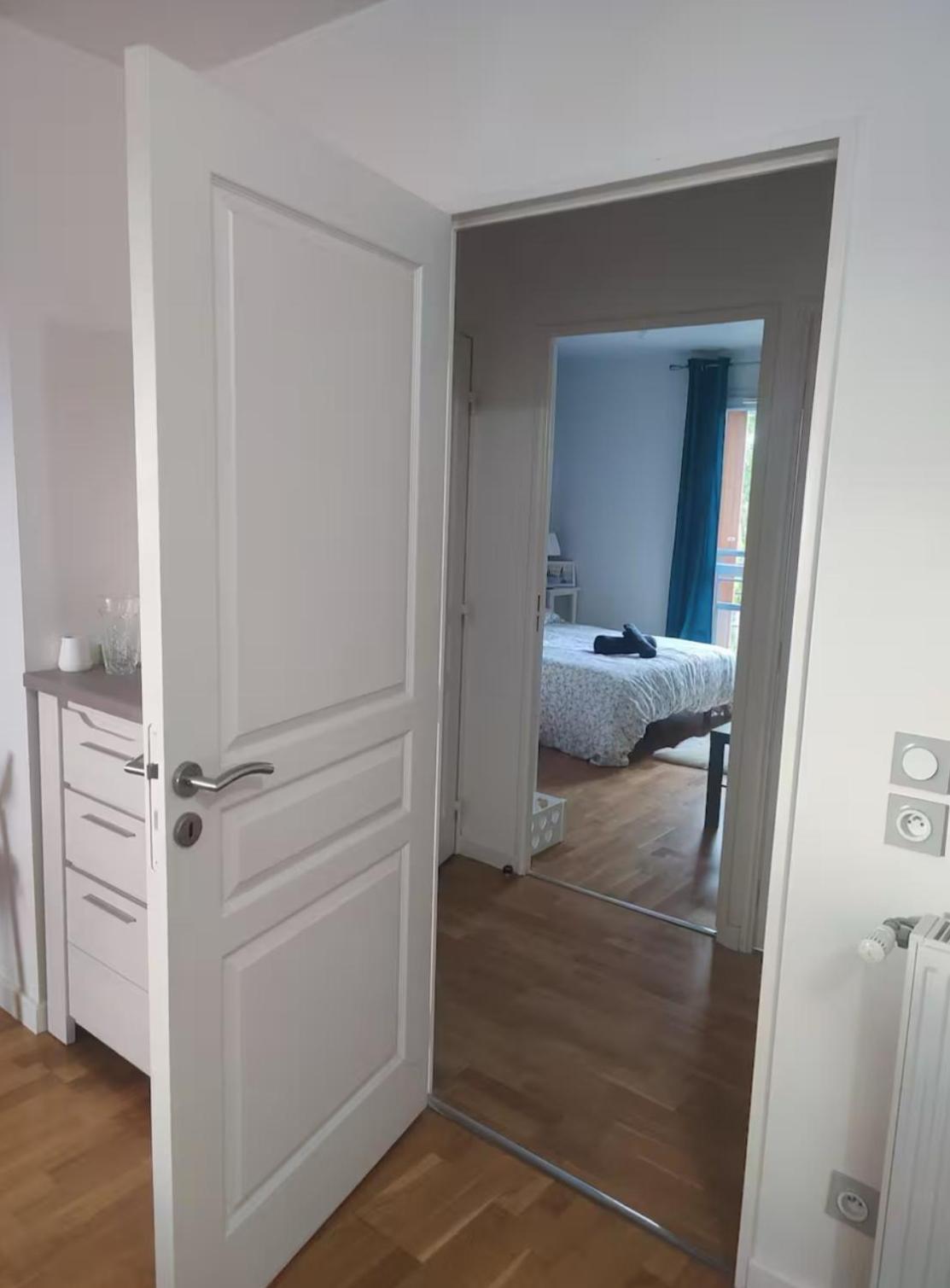 Logement A Cote De L'Aeroport Orly Athis-Mons Dış mekan fotoğraf