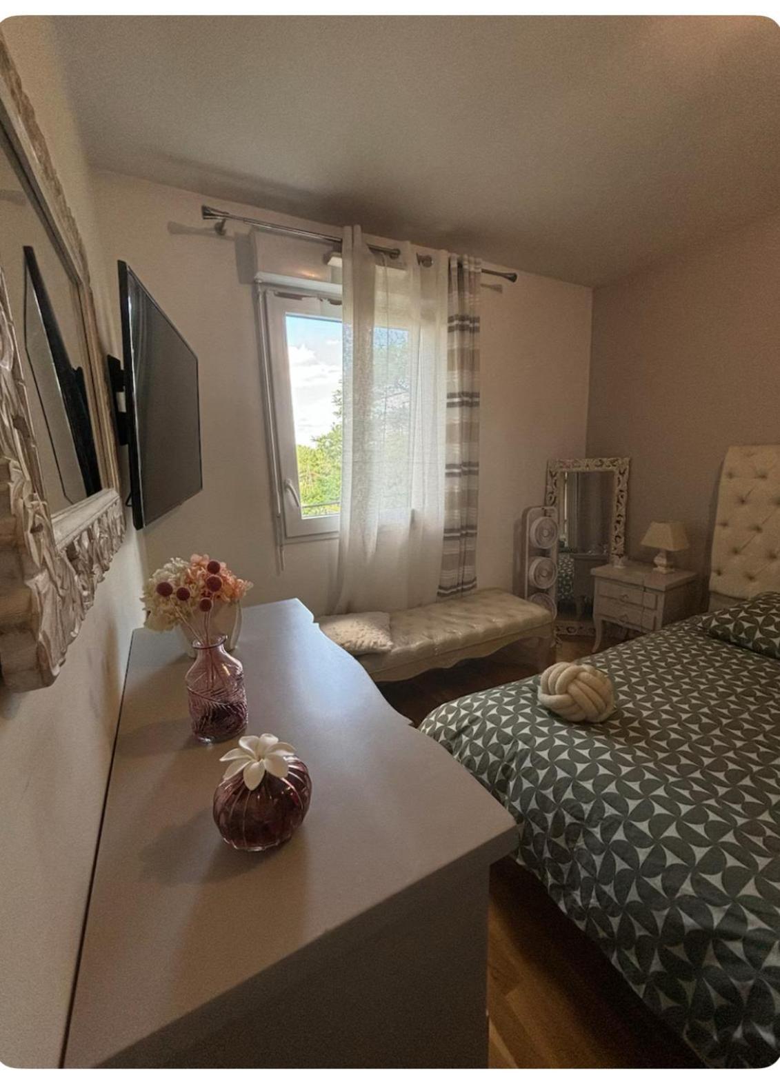 Logement A Cote De L'Aeroport Orly Athis-Mons Dış mekan fotoğraf